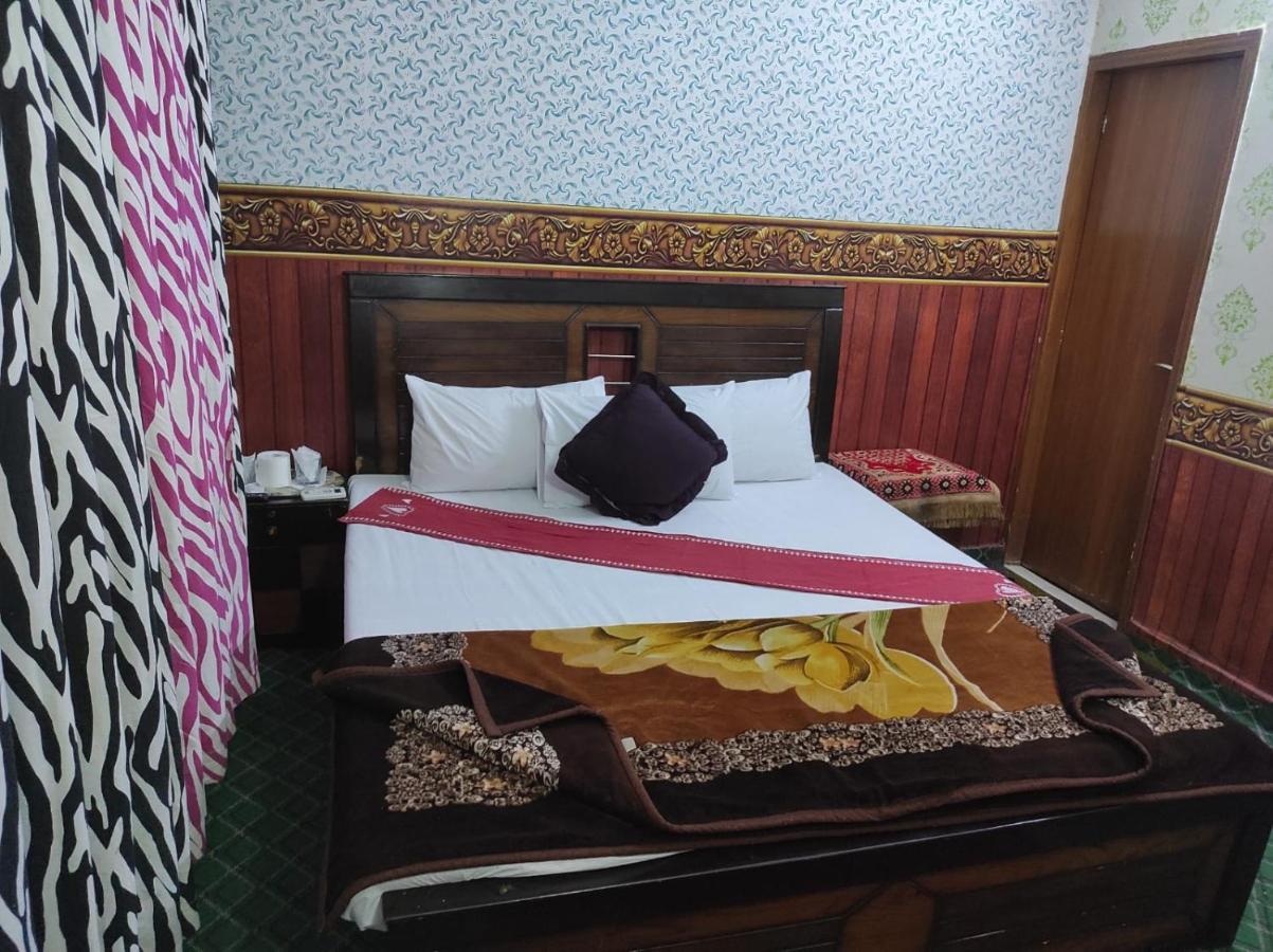 New City Lodges Guesthouse İslamabad Dış mekan fotoğraf