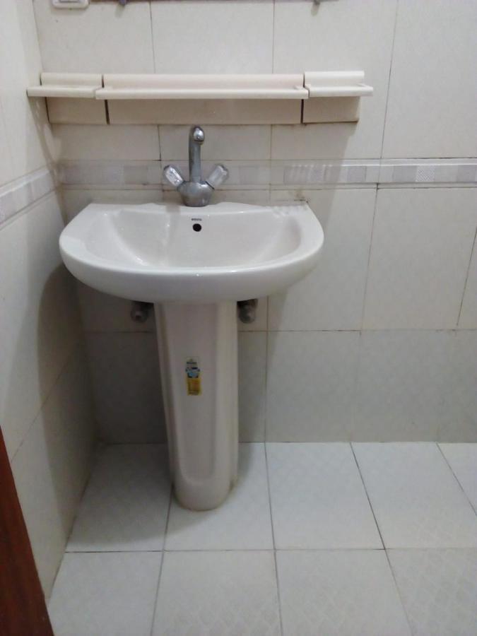 New City Lodges Guesthouse İslamabad Dış mekan fotoğraf